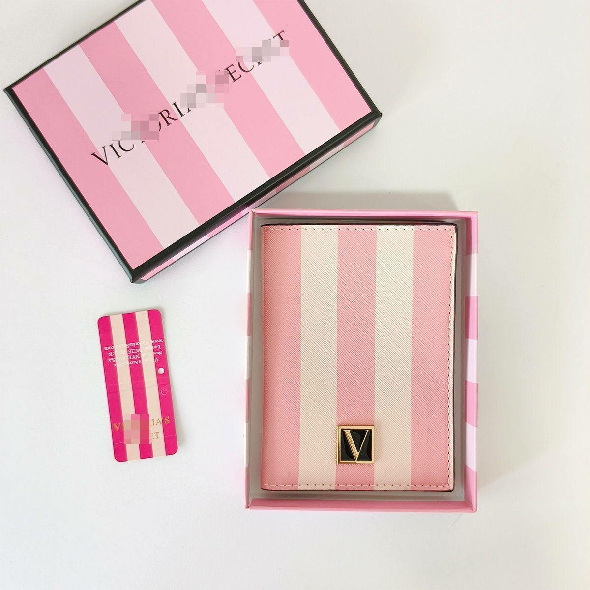 Обложка для паспорта Victoria's Secret