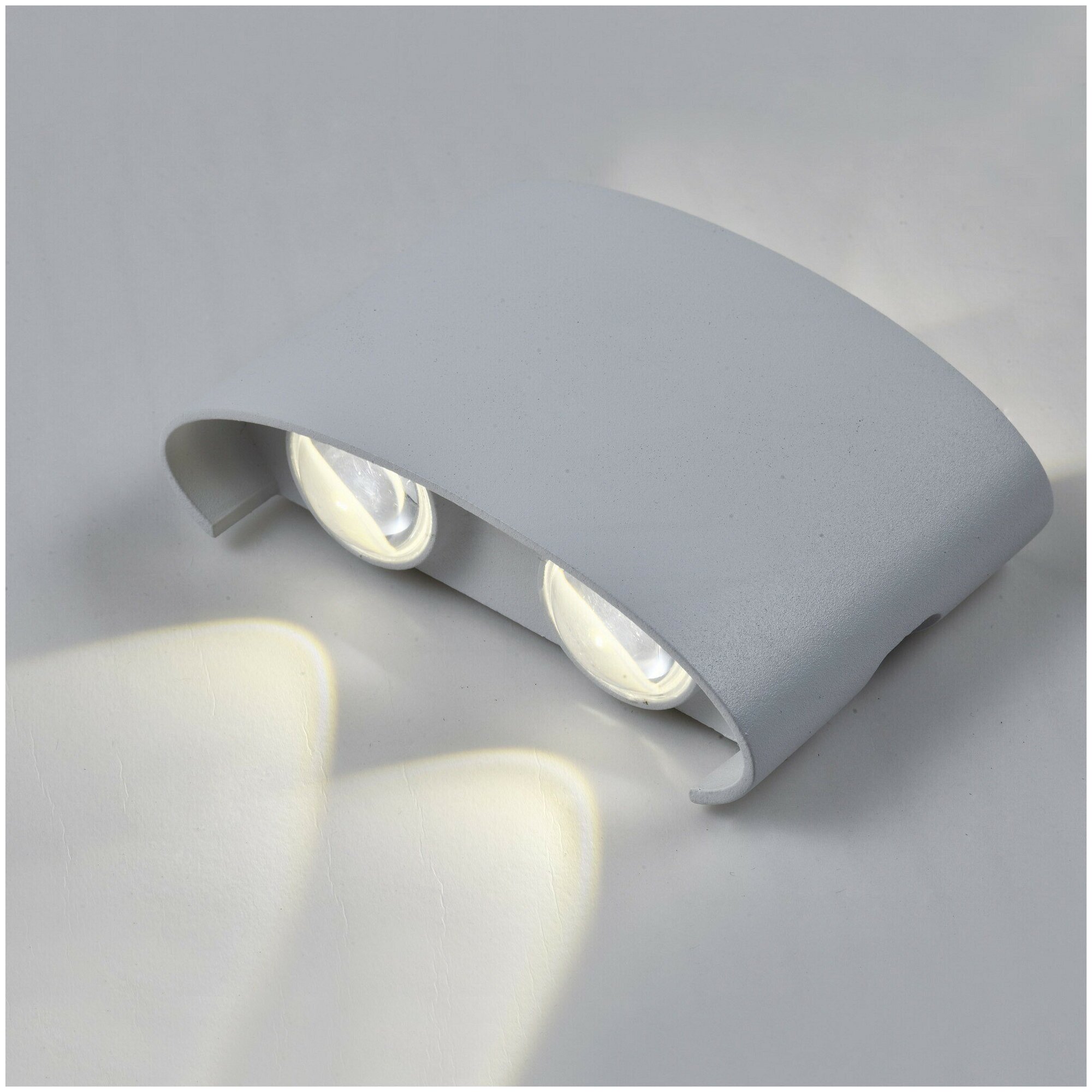 Светодиодный настенный светильник Moderli V1880-WL Sienne LED4W белый - фотография № 3