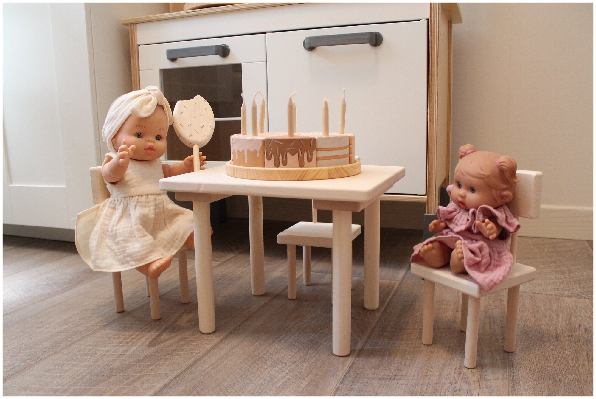 Чудево "Гостиная" 5 предметов. Мебель для кукол (натуральное дерево). Комплект обеденный. 4 стула и стол для Baby Born, Barby, кукол 40 45 см