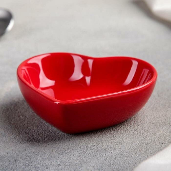Соусник Доляна керамический "Сердце", 50 мл, 7,5х7 см, красный