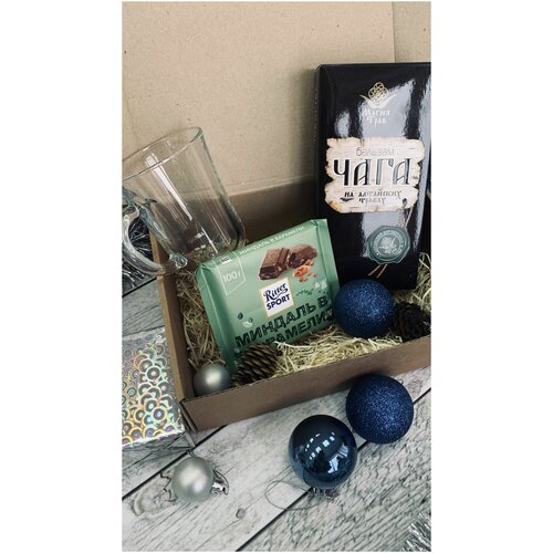 Подарочный набор на День Рождения: Бальзам Чага 250мл + Шоколад Риттер спорт + Бокал для глинтвейна + коробка