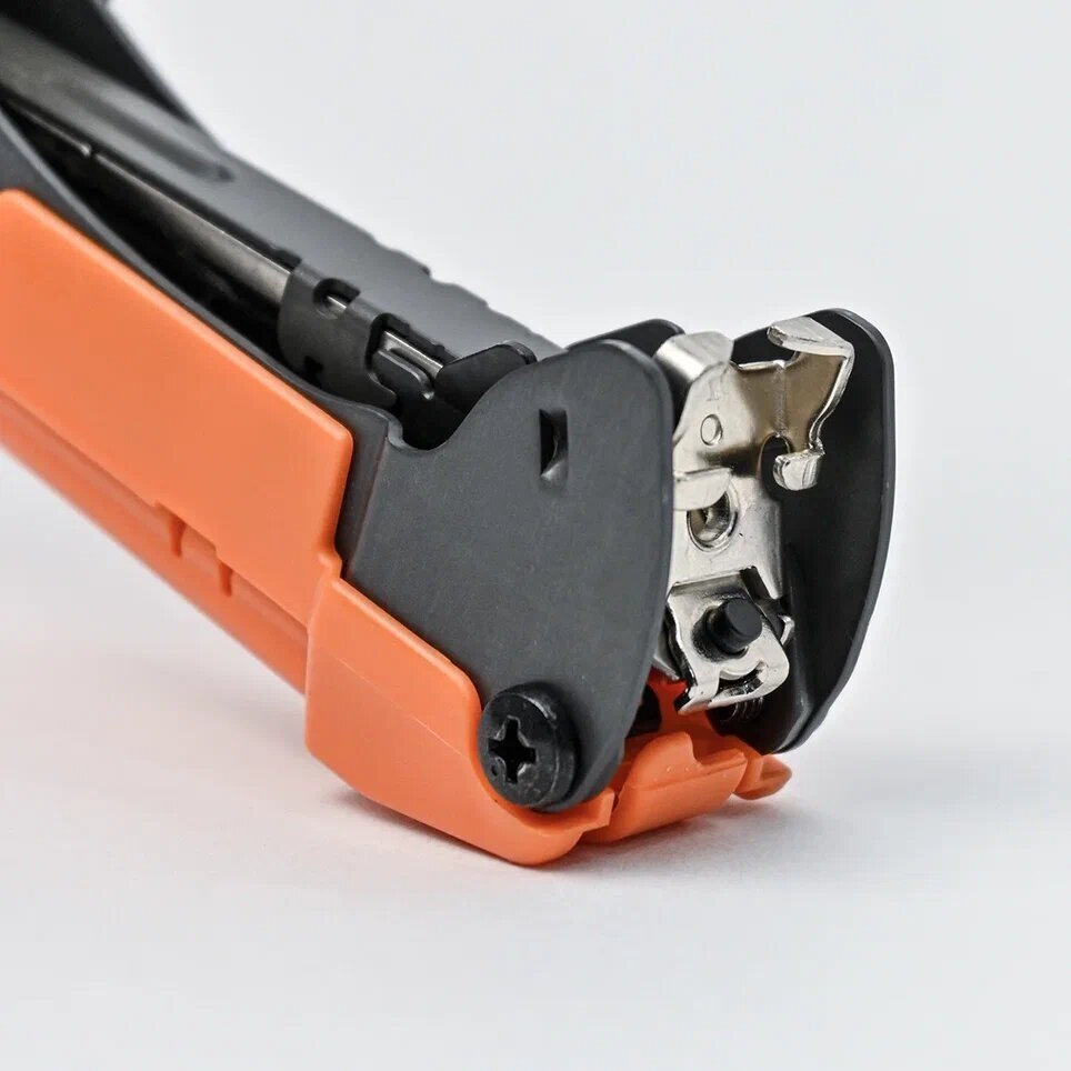 Тапенер - степлер для подвязки MAX HT-R1 + 20 красных лент + скобы MAX 604 E-L 9,600 шт + нож / Готовый комплект для подвязки - фотография № 13