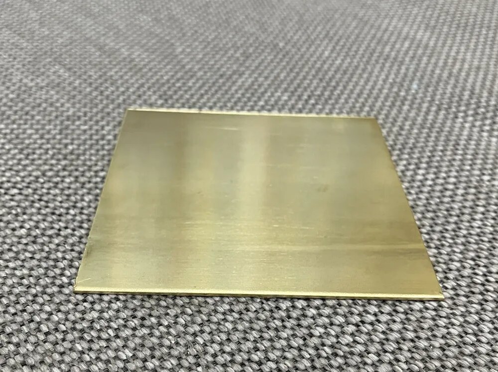 Латунная пластина марка Л63 толщина 1 мм размер 100х100 мм латунь — фото 1