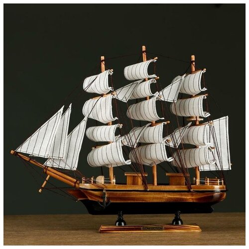 --- Корабль Кариста трехмачтовый с белыми парусами, 40*5,5*33см корабль моделист трехмачтовый барк горх фок 1 350 135037