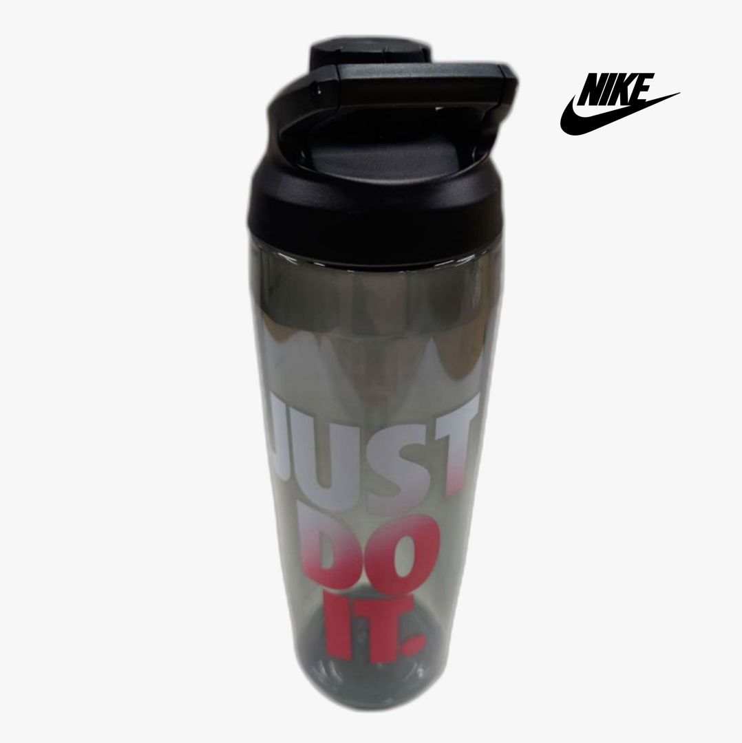 Бутылка питьевая спортивная 700 мл Nike TR Hypercharge Chug Bottle