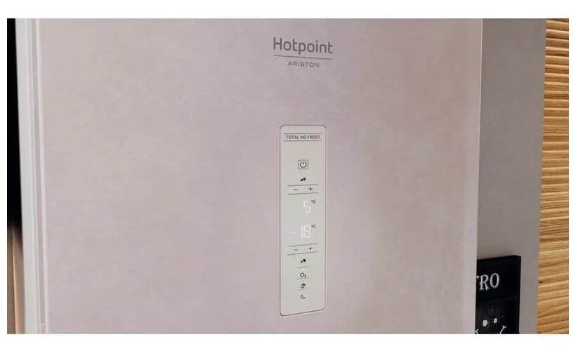 Холодильник Hotpoint-Ariston HTS 7200 M O3 - фотография № 6