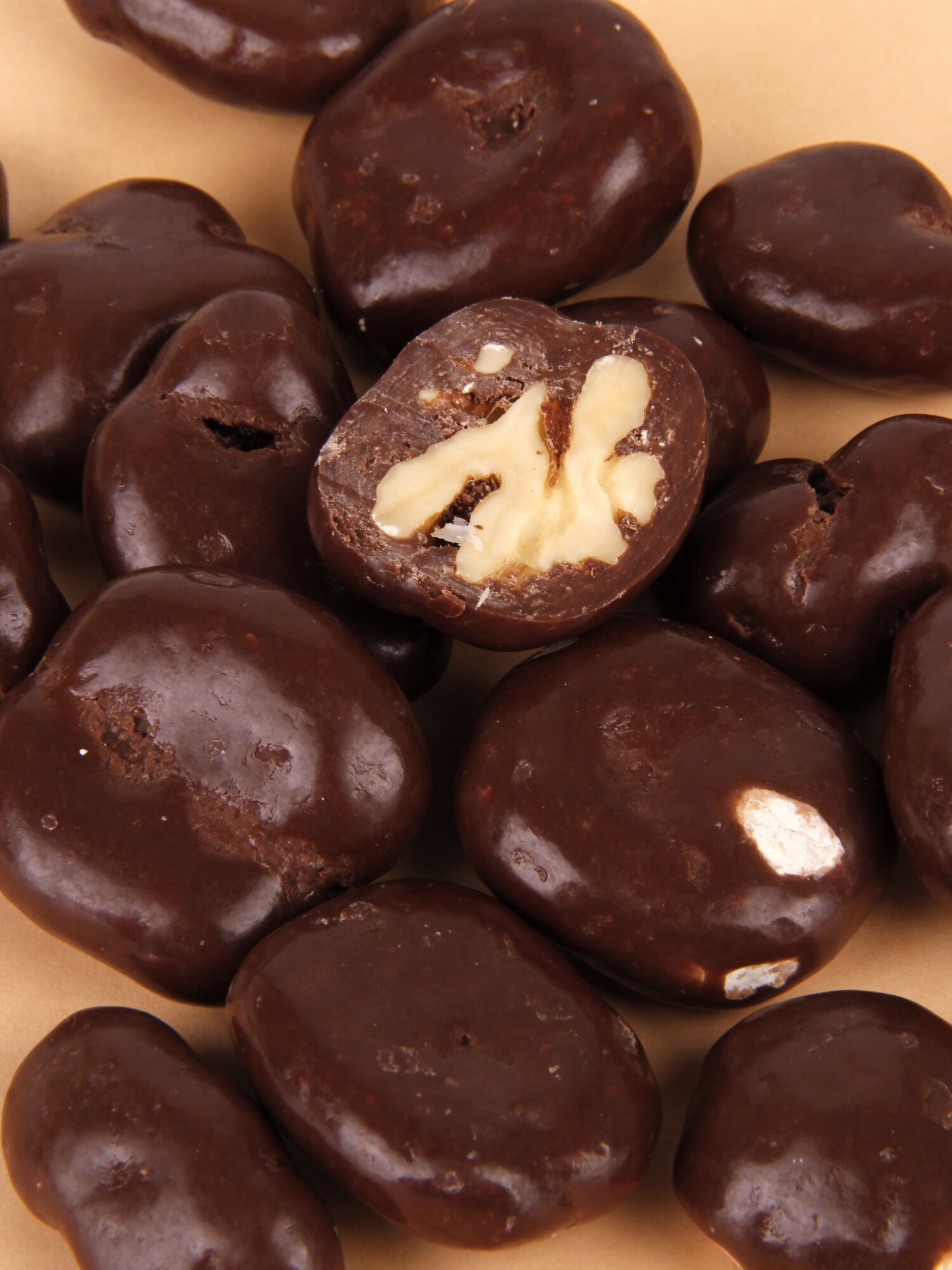 Конфеты грецкий орех в молочном шоколаде, 300 грамм, PSR0001 - фотография № 7