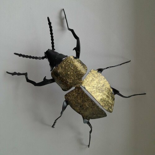 Настольная фигурка из металла Жук 6000₽