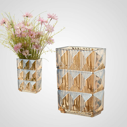 Ваза стеклянная прямоугольная золотистая 151020 см 22923 3999₽