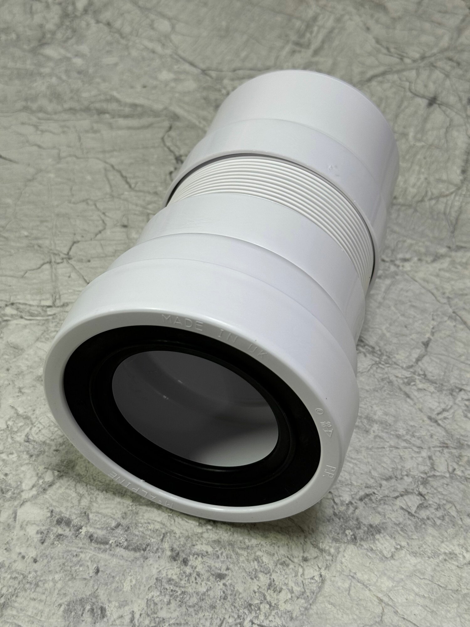 Гофра для унитаза 200мм-330мм McAlpine MRWC-F20P