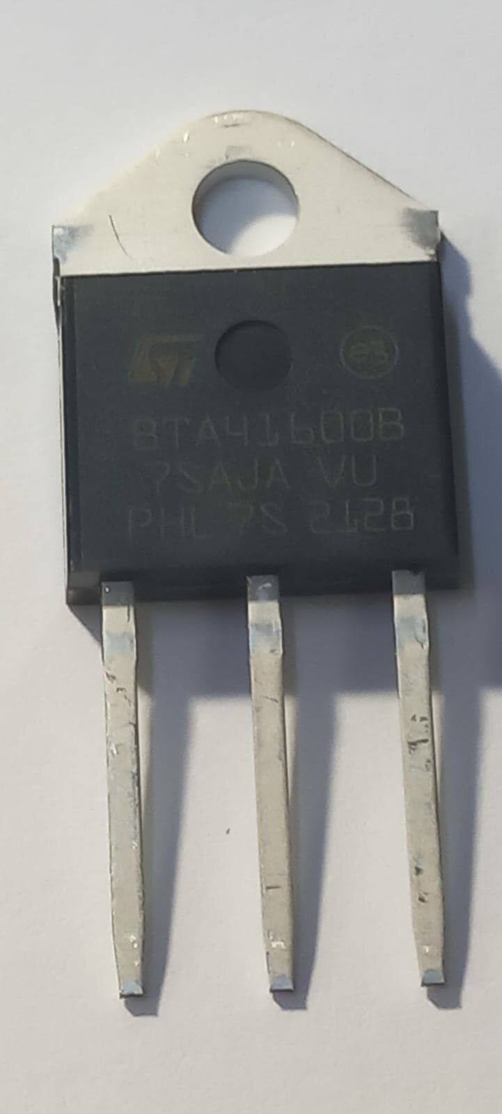 Симистор BTA41-600BRG корпус TO3P (600В 41Амп)