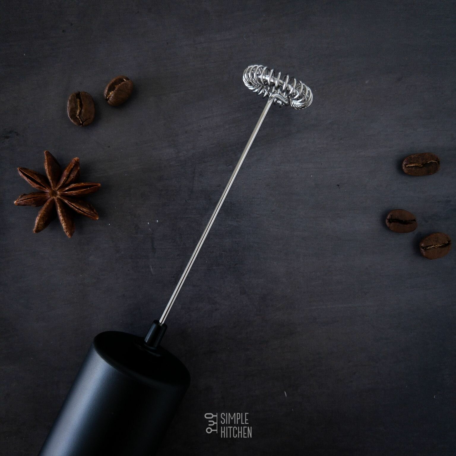 Капучинатор электрический SIMPLE KITCHEN, вспениватель молока, Серия - Премиум — фото 1