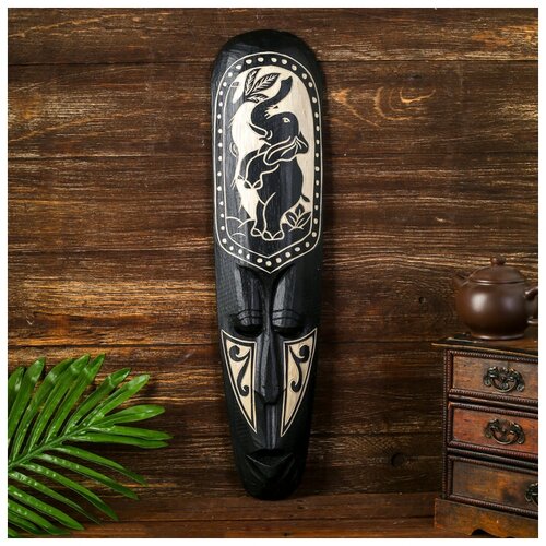 Маска настенная дерево 