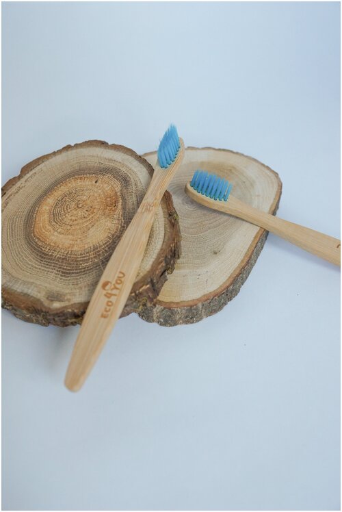 Зубная щетка детская Eco4YOU бамбуковая плоская ручка, цвет голубой