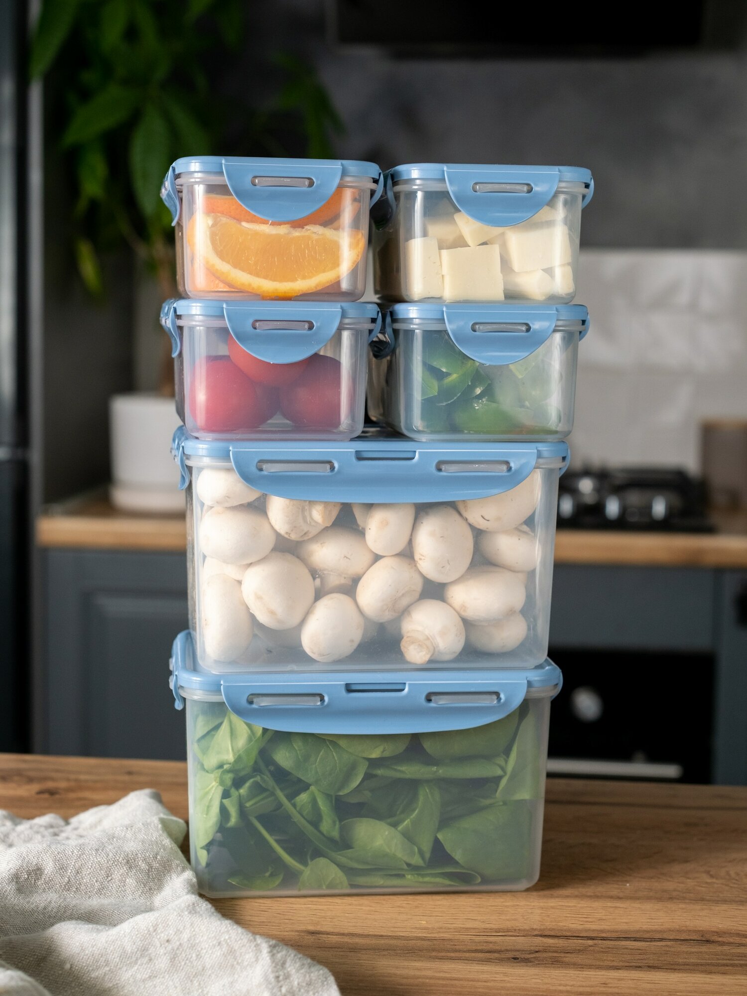 Контейнеры для еды с защелками, герметичные, SparkPlast, набор 1800 мл х 2шт, 500 мл х 4шт, сине-серые крышки — фото 1