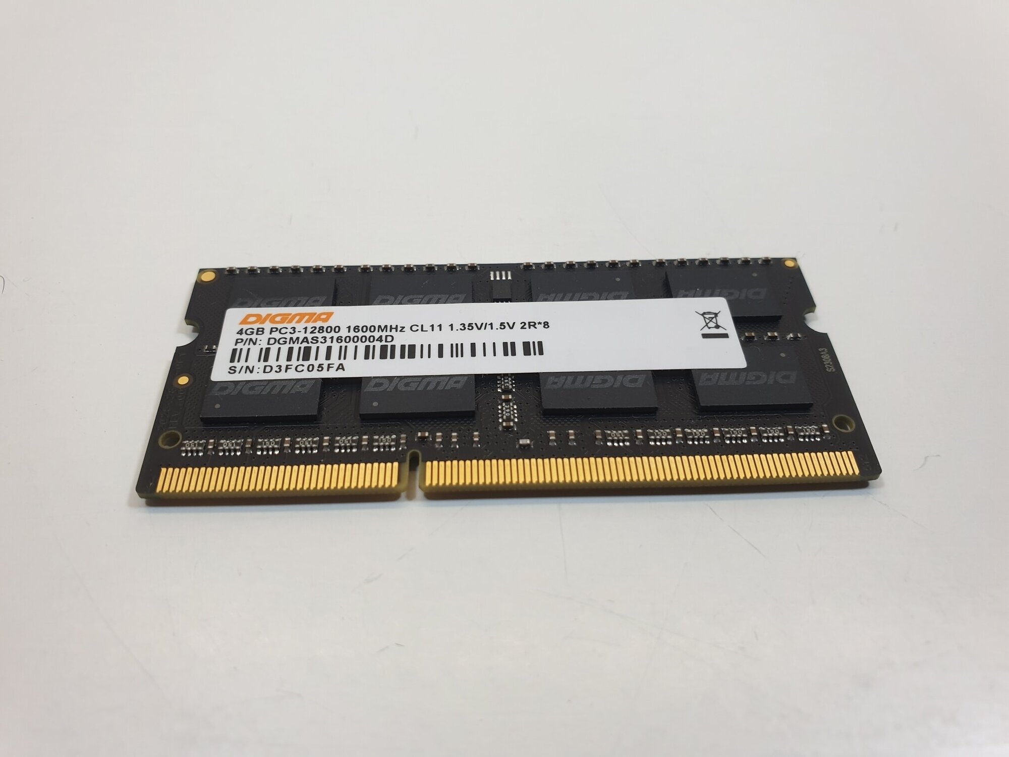Оперативная память Digma DDR3 - 4Gb, 1600 МГц, SO-DIMM, CL11 (dgmas31600004d) - фото №8