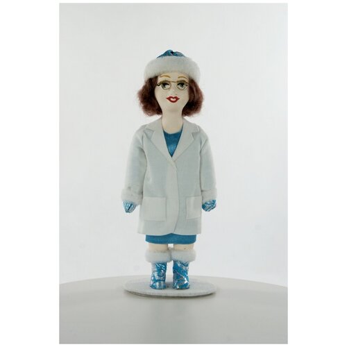 Кукла сувенирная фарфоровая Женщина врач