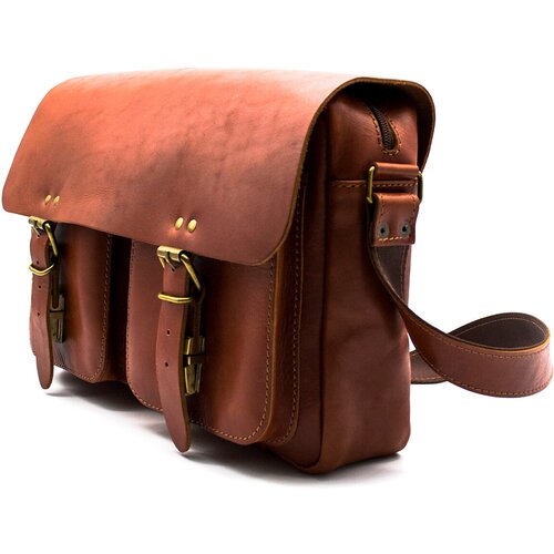 Сумка  мессенджер  повседневная, натуральная кожа, вмещает А4, внутренний карман, регулируемый ремень, коричневый