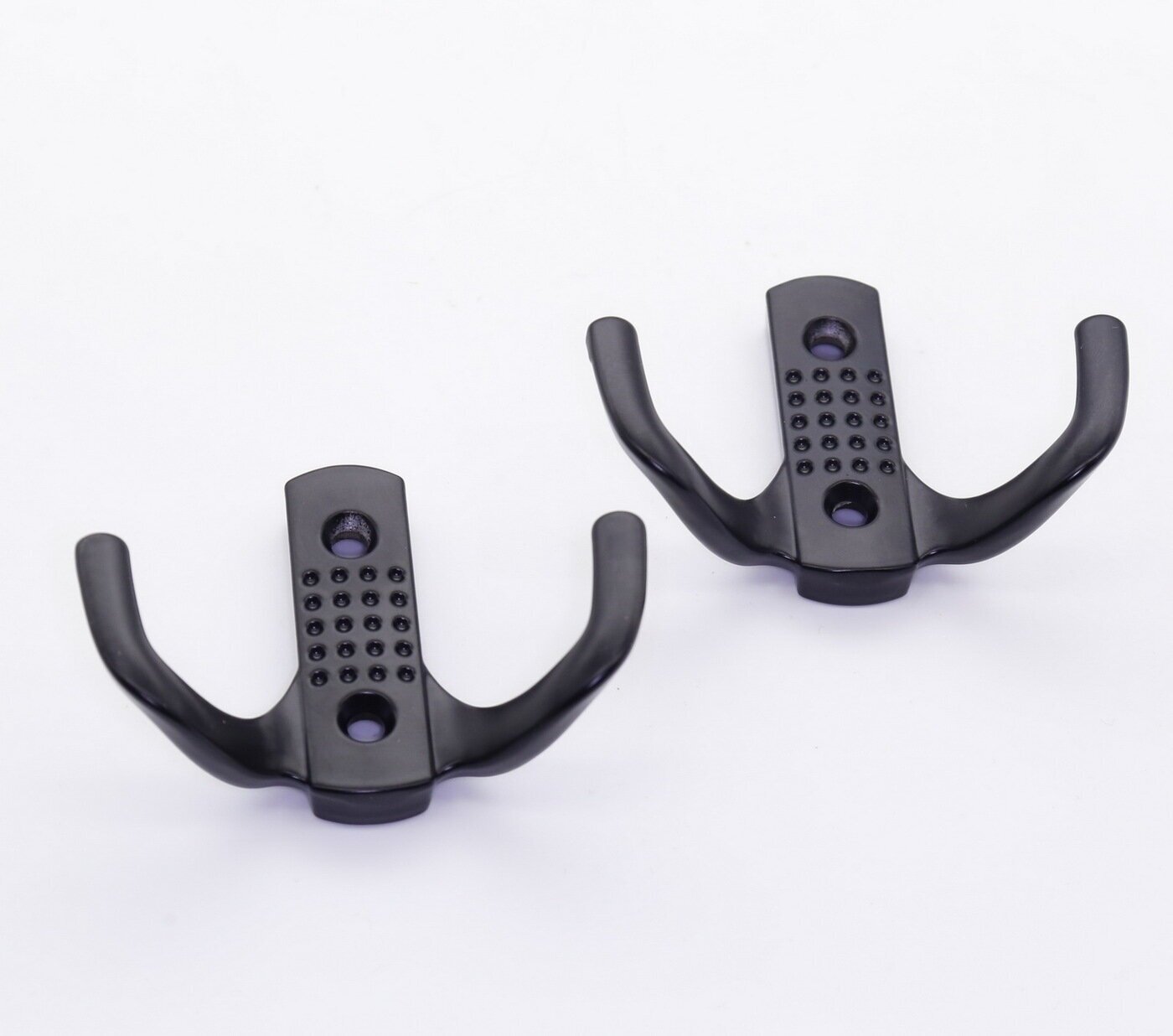 крючок 1-рожковый 1565 ЦАМ черный Brante - фото №1