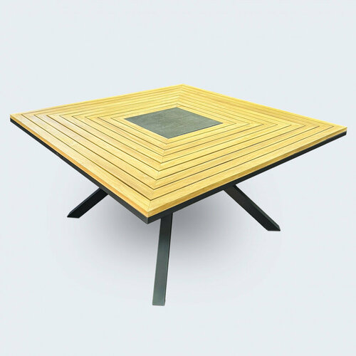 Стол обеденный EGMONT из тика 140x140 192000₽