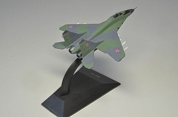 Масштабная модель 1/160 самолет МИГ-35 — фото 1