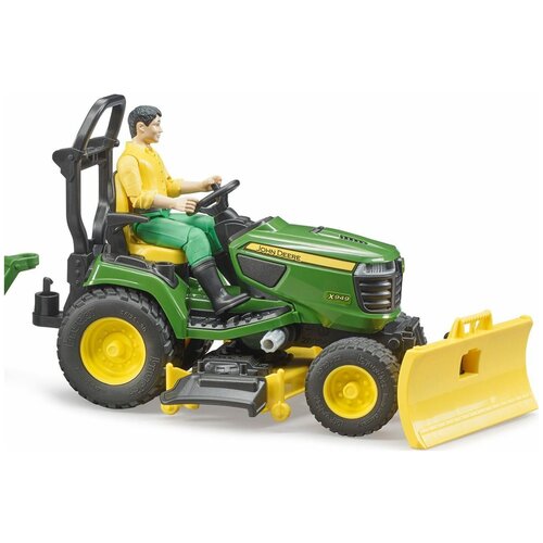 Bruder Игровой набор Трактор John Deere с прицепом и фигуркой Bruder 62-104 bruder 03151 трактор john deere с фронтальным погрузчиком