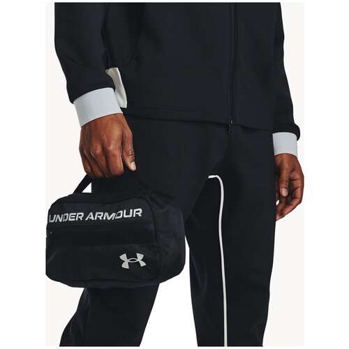 фото Сумка дорожная under armour contain travel kit, black /metallic silver