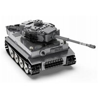 Конструктор Танк Tiger 1:35 на РУ (925 деталей) в коробке