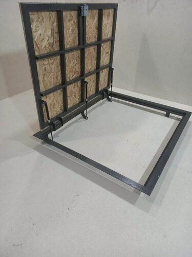 Изображение товара Напольный люк 600х600 мм под ламинат самоподъемный невидимый с газовыми амортизаторами