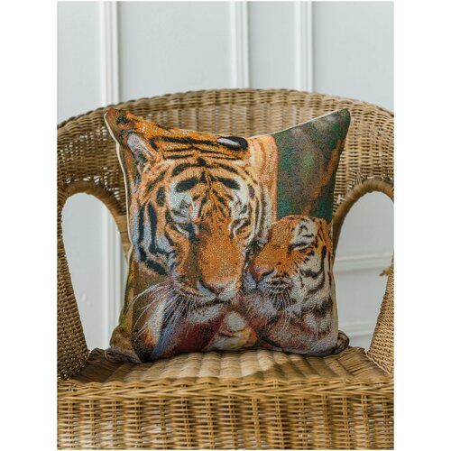 Наволочка декоративная гобеленовая 