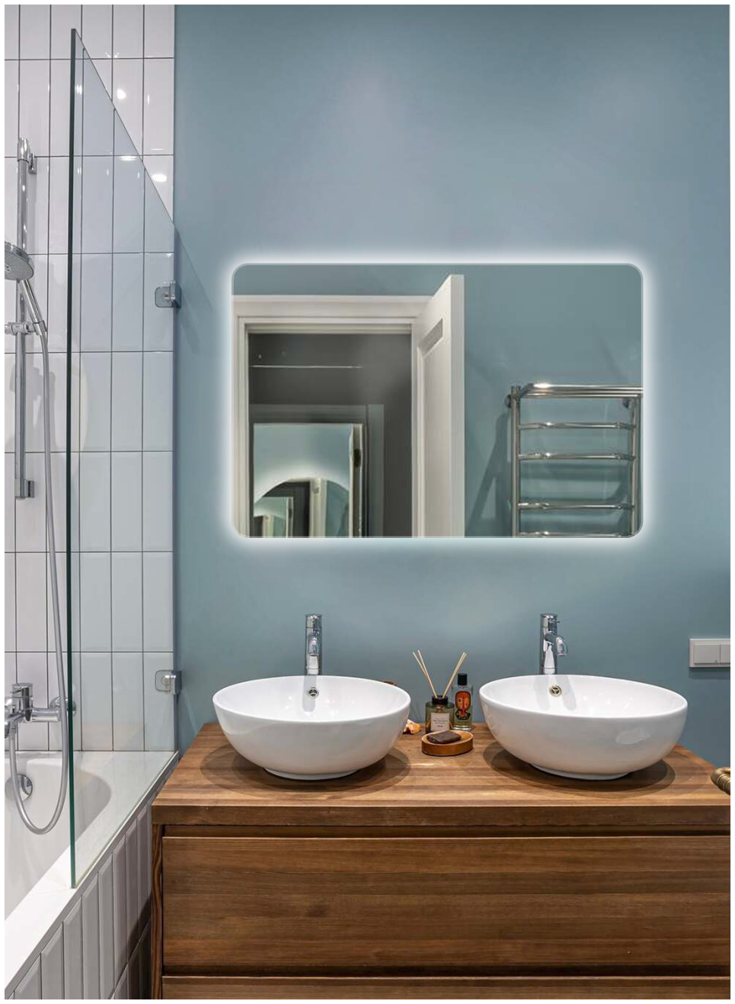Зеркало для ванной Prisma 40*60 прямоугольное горизонтальное "парящее" с нейтральной LED-подсветкой - фотография № 3