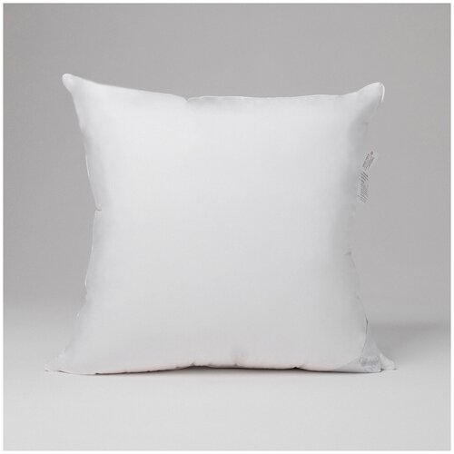 Подушка Yves Delorme Premium Medium White 65x65 см