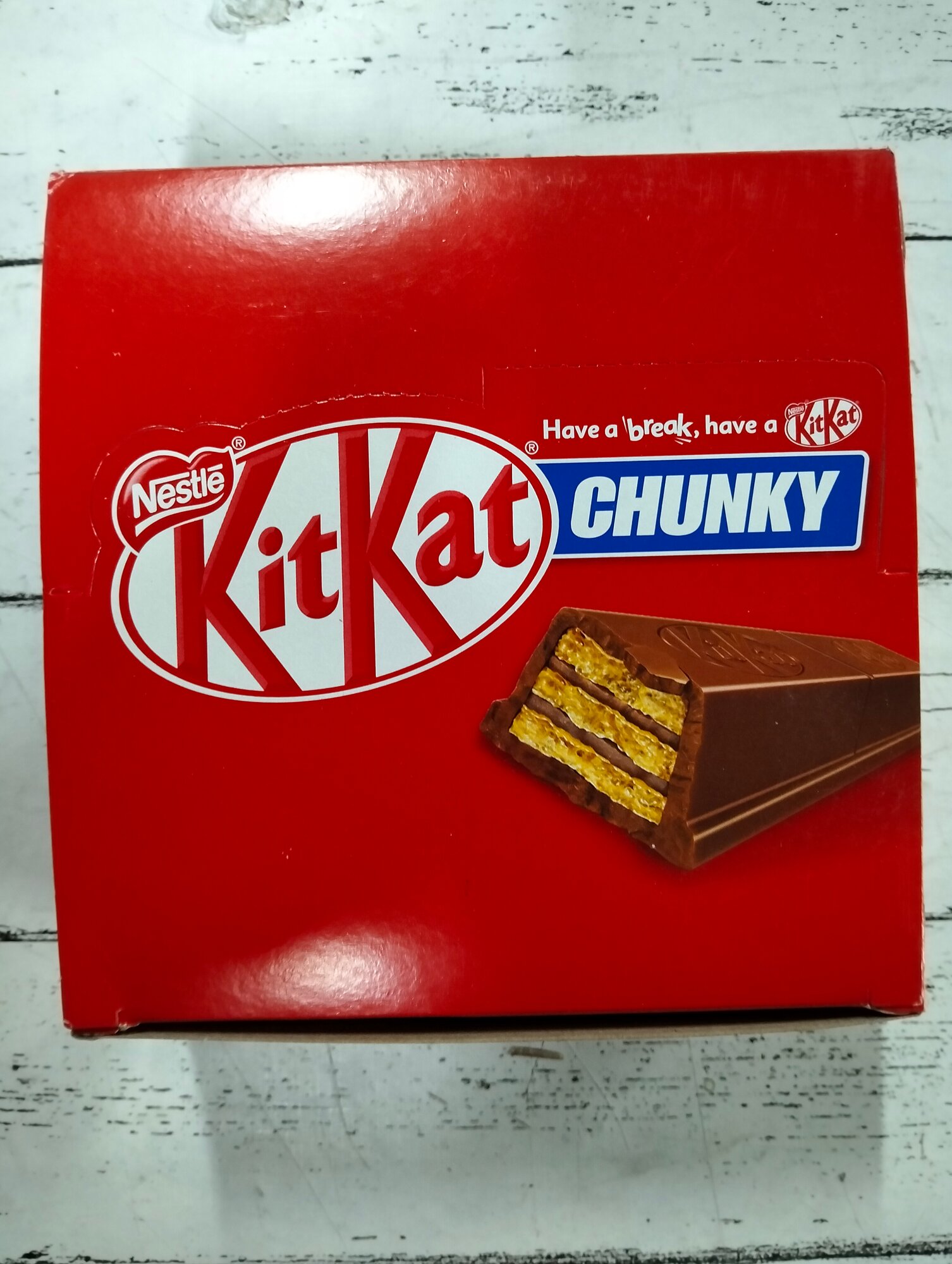 Батончики KitKat Chunky "Вафля в Молочном Шоколаде", 38г, 12 шт — фото 1