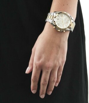 Mk5627 watch hotsell