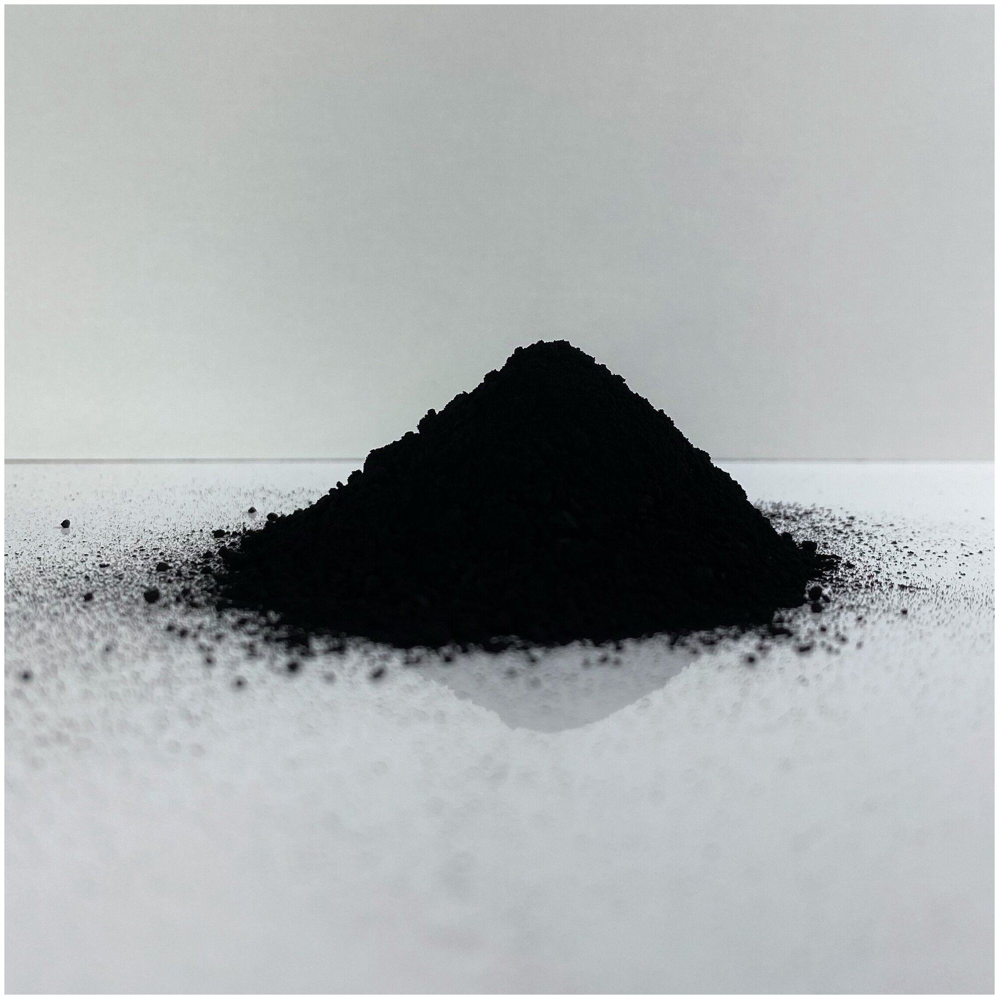 Пигмент железно-оксидный черный (IRON OXIDE BLACK 722) - 200гр