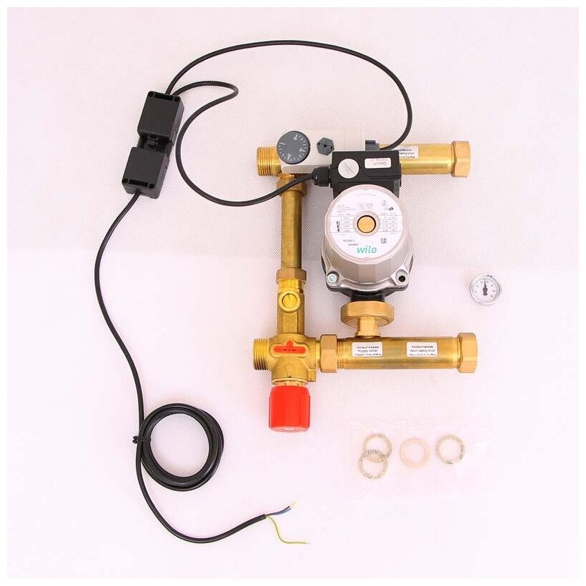 Насосно-смесительная группа WATTS ISOTHERM для коллектора