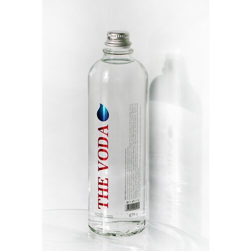 Вода природная питьевая THE VODA негазированная, стекло, 6 шт. по 0,75 л