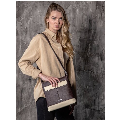 фото Женская сумка-планшет l'uccello