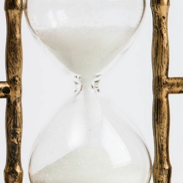 Песочные часы "Глобус", сувенирные, 15.5 x 7 x 12.5 см