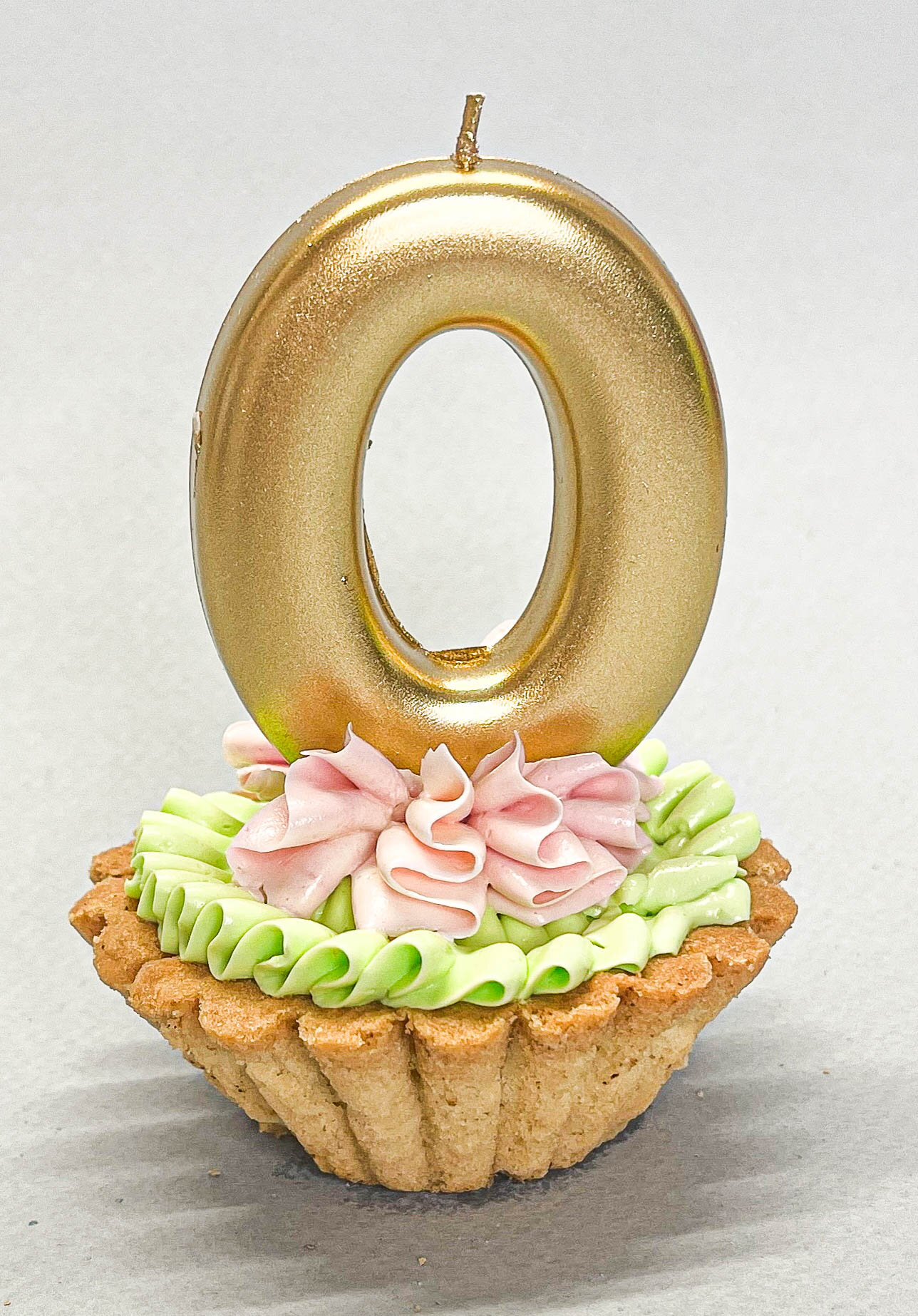 Свеча -цифра "0" Золотая 8см — фото 1