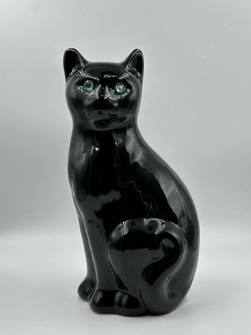 фото Фарфоровая Статуэтка Черная Кошка с Зелеными глазами! Италия высота 23,5 см