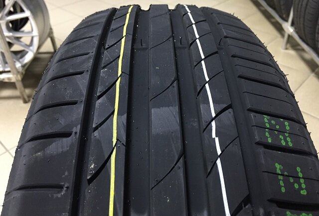 235/50 R-19 Rotalla Setula S-Race RU01 103W