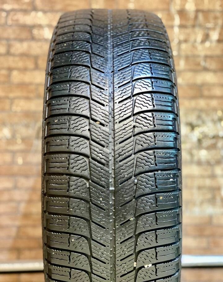 Michelin X-Ice 3 205/65 R16