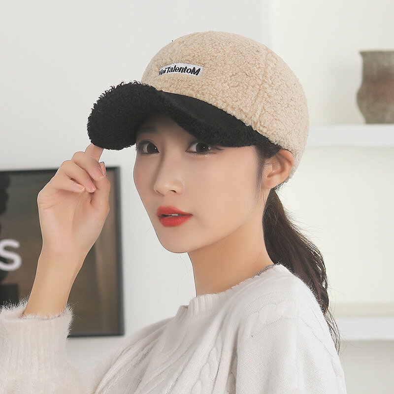 Шапка для женщин