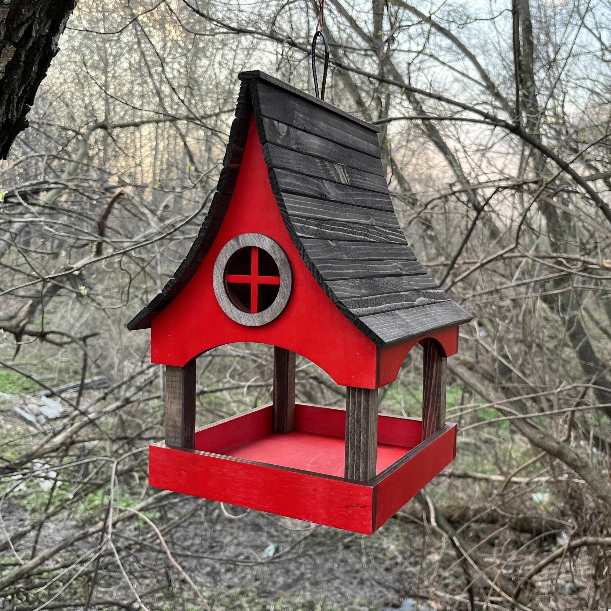 Кормушка для птиц PinePeak / деревянный скворечник для птиц подвесной для дачи и сада, 320х220х240мм