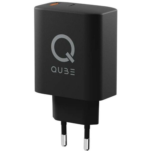 Сетевое зарядное устройство QUB 30W USB A + Type-C черное (QWCGAN30WBLK)
