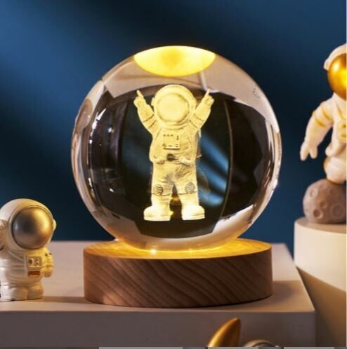 Ночник светильник 3D хрустальный шар 8см. Космонавт Астронавт/Самый лучший и креативный подарок/питание USB/Блок питания в комплект не входит
