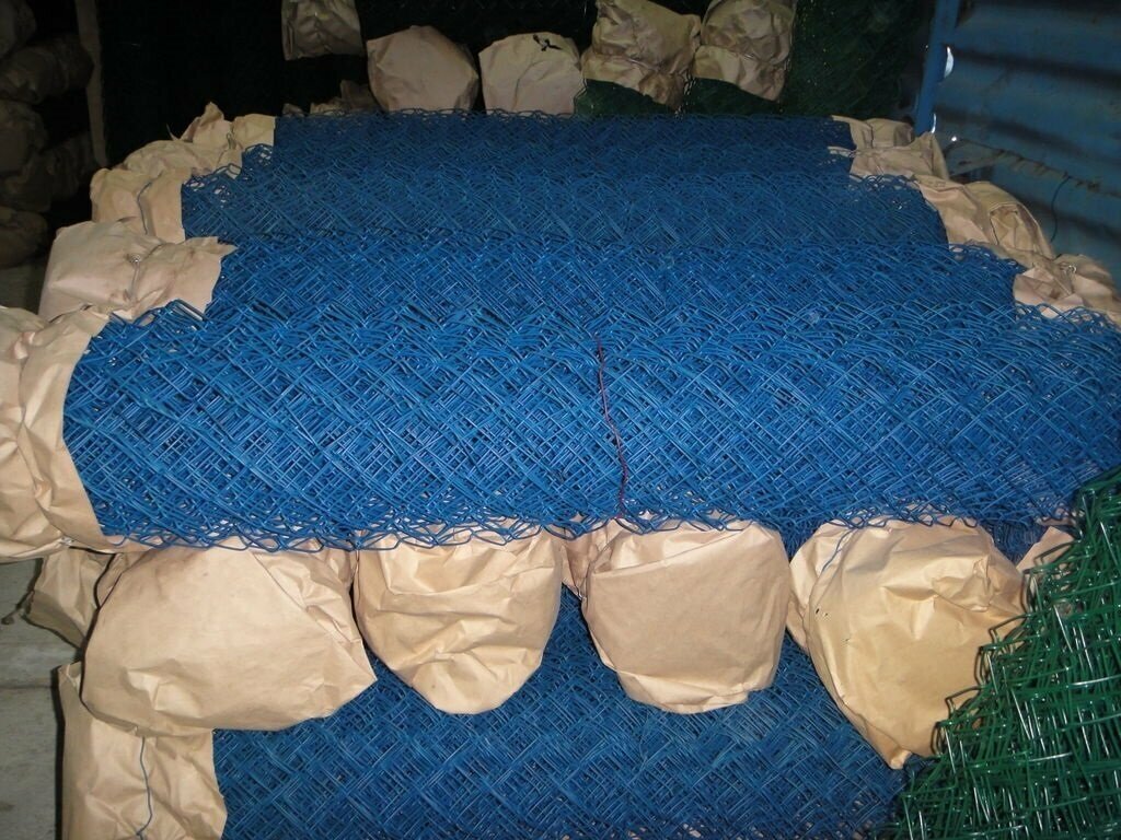 Рабица сетка в ПВХ 2.2 мм, 1.5х10 м (синяя) 55х55мм - фотография № 2