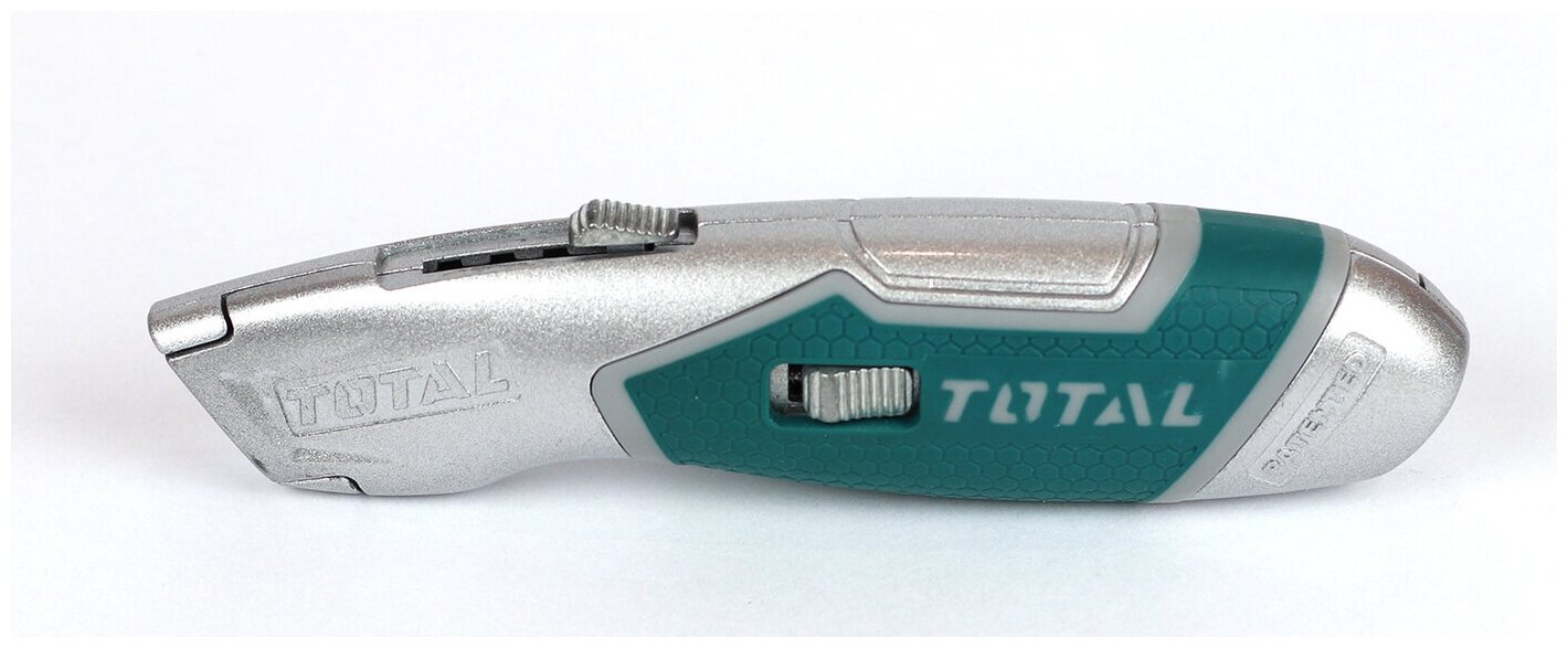 Нож с выдвижным трапециевидным лезвием Total TG5126101