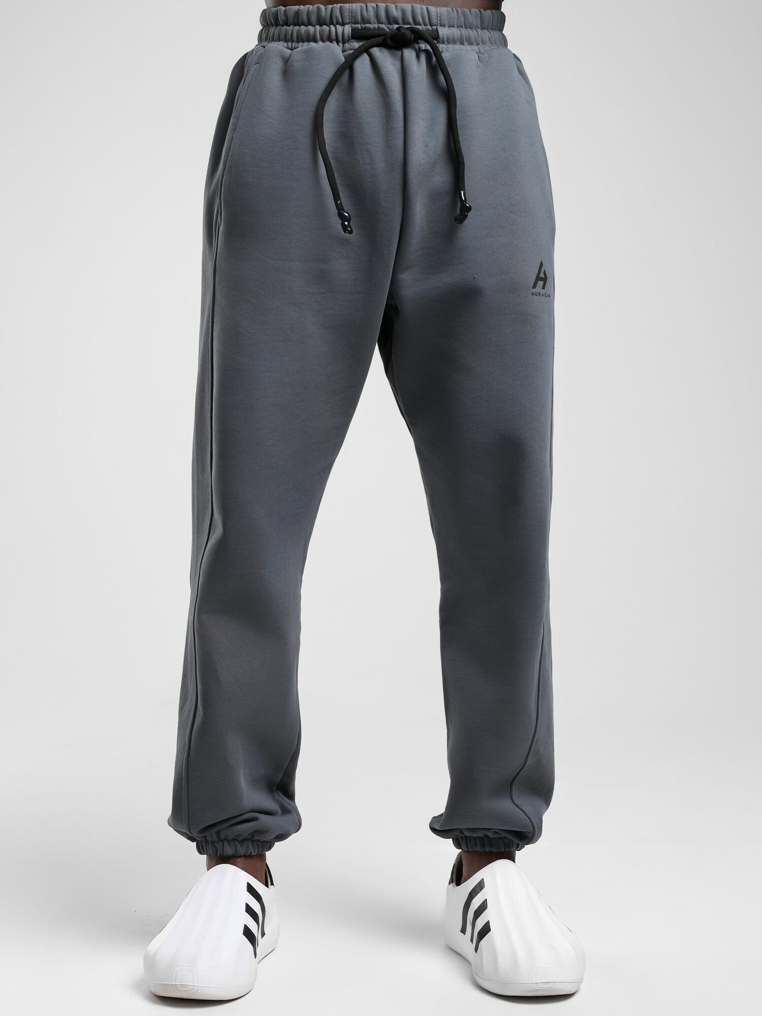 Брюки спортивные